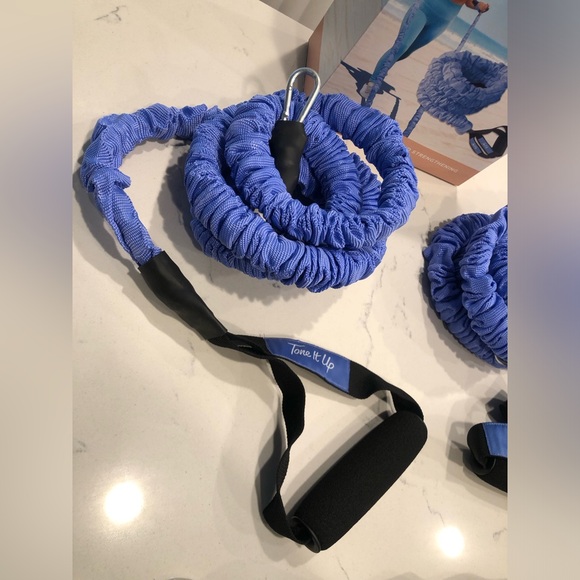 Tone It Up 2 Toning Ropes for Cardio, Strengthening, Bungee Set - Picture 5 of 11